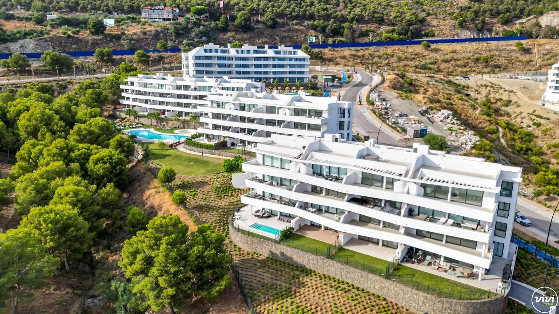 Vivi Homes - Coral Apartment With Sea Views & Pool Fuengirola