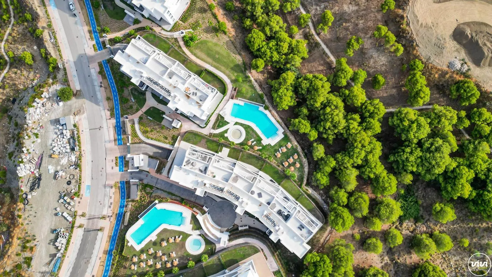 Vivi Homes - Coral Apartment With Sea Views & Pool Fuengirola