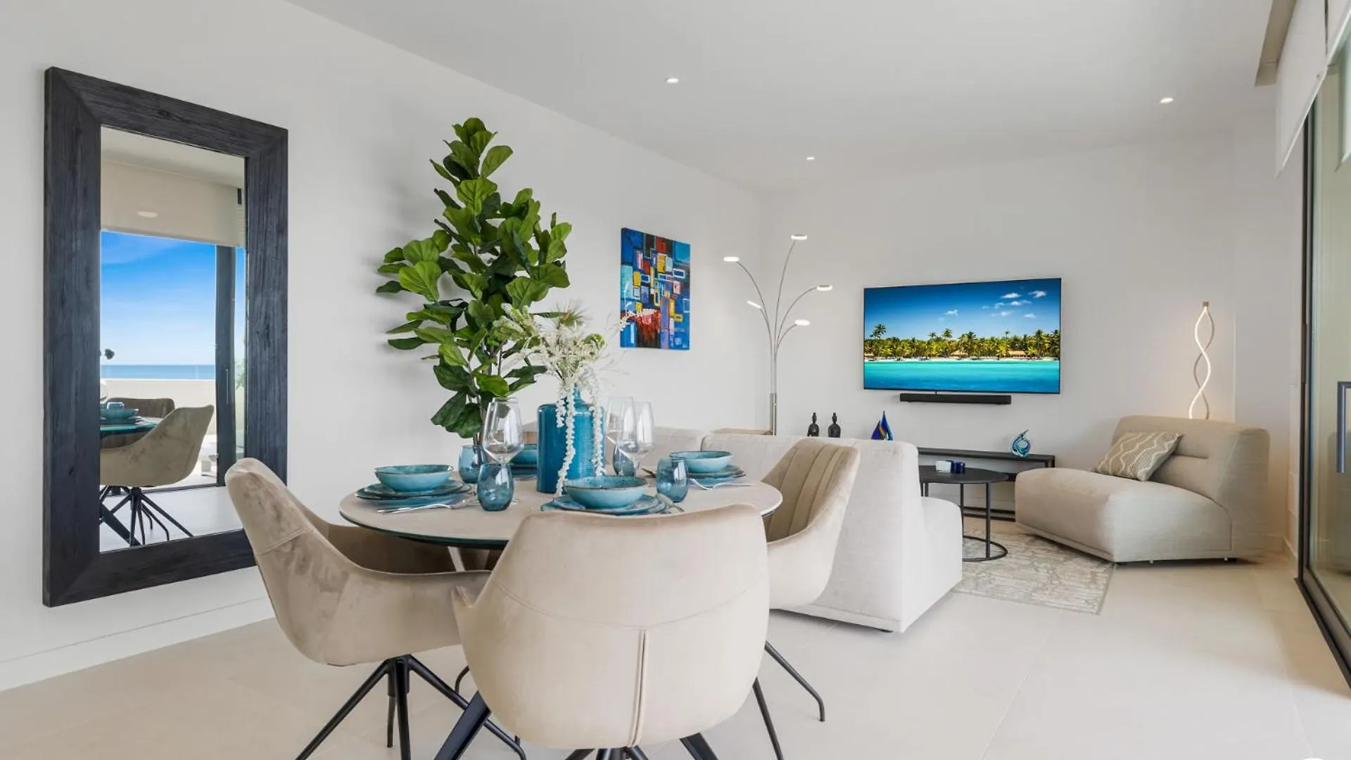 Vivi Homes - Coral Apartment With Sea Views & Pool Fuengirola 0*,
