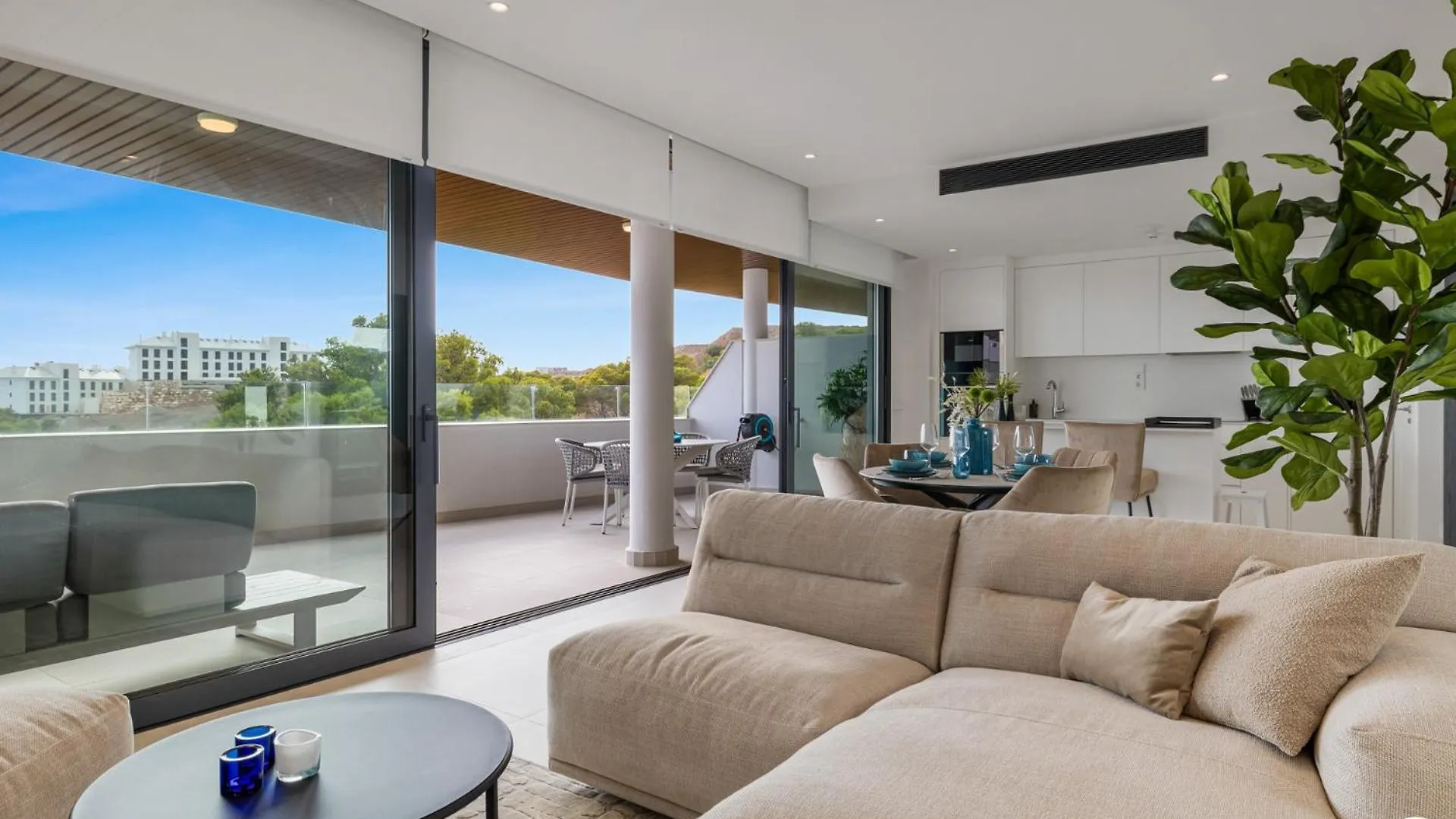 Vivi Homes - Coral Apartment With Sea Views & Pool Fuengirola Spanyolország